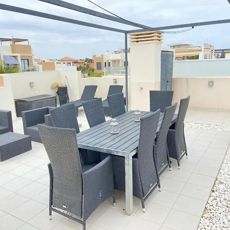 La Zenia Bulevard Holiday home *