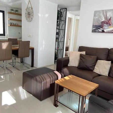 La Zenia Bulevard Holiday home *