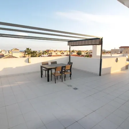 La Zenia Bulevard Holiday home *